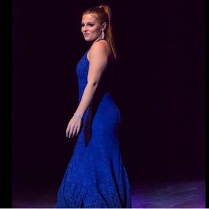 Blue prom/pageant dress